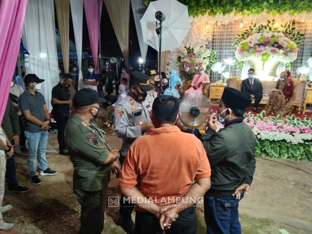 Satgas Covid-19 Pesbar Bubarkan Pesta Pernikahan di Dua Kecamatan