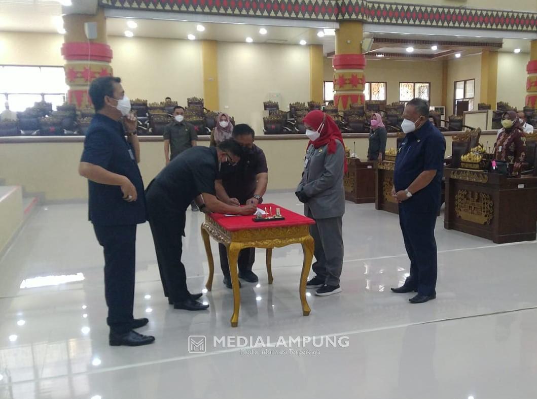 DPRD Sampaikan Pandangan Umum Atas RPJMD Kota Bandarlampung