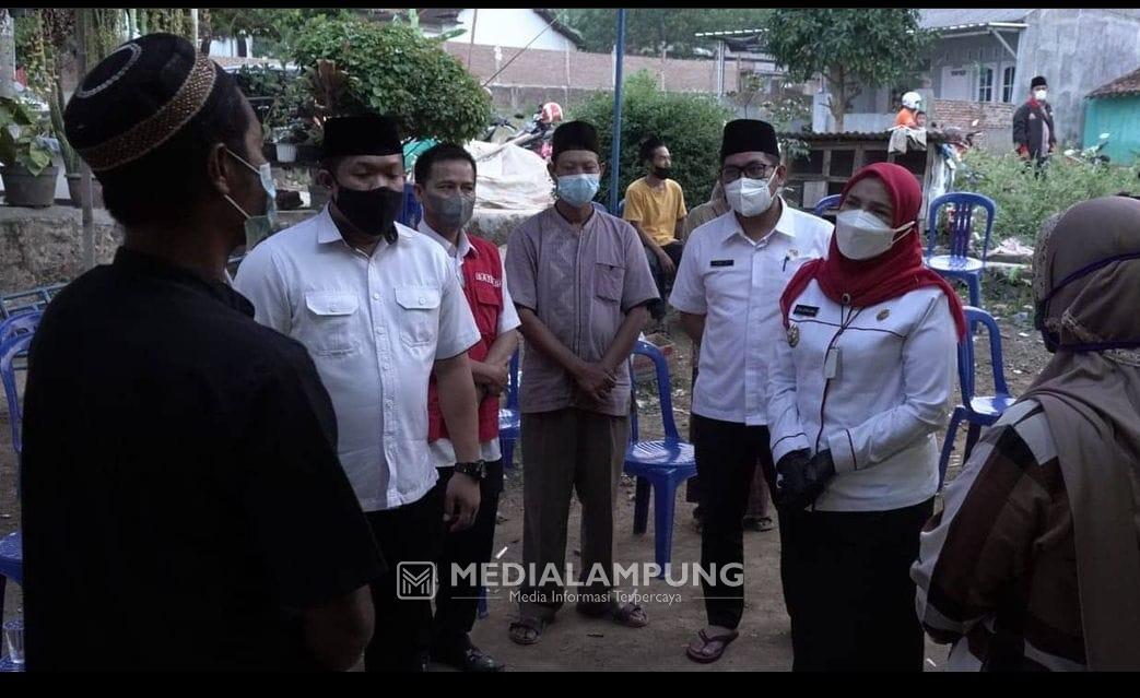 Bunda Eva Kunjungi Keluarga Korban Lakalantas