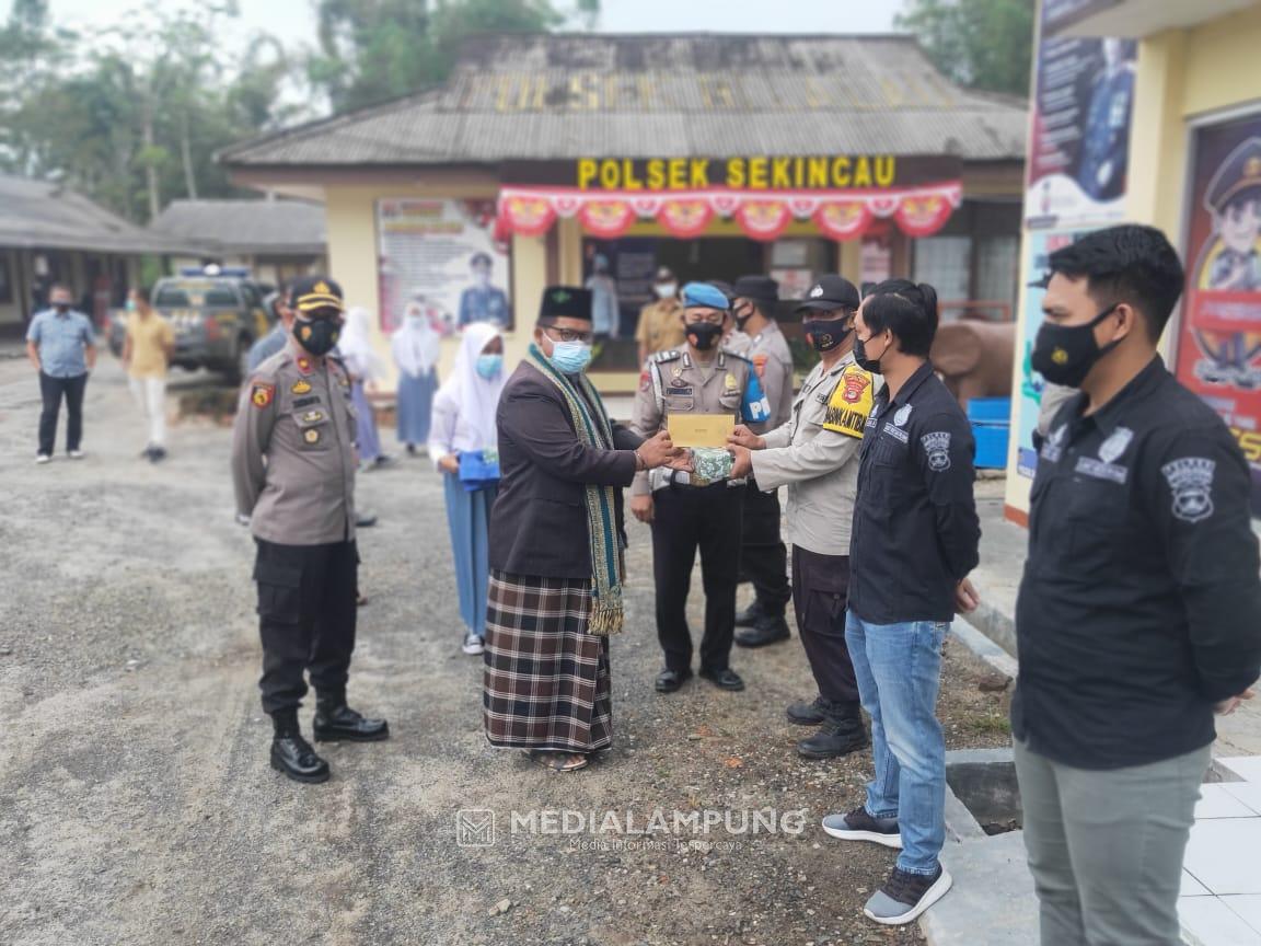 Sambut Tahun Baru Islam, Polsek Sekincau Gelar Doa Bersama