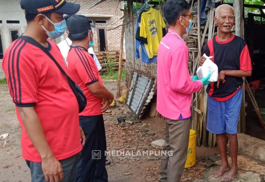 Peringati HUT Perdana, JAB Bersama Pengusaha Madu Srikandi Adakan Baksos 