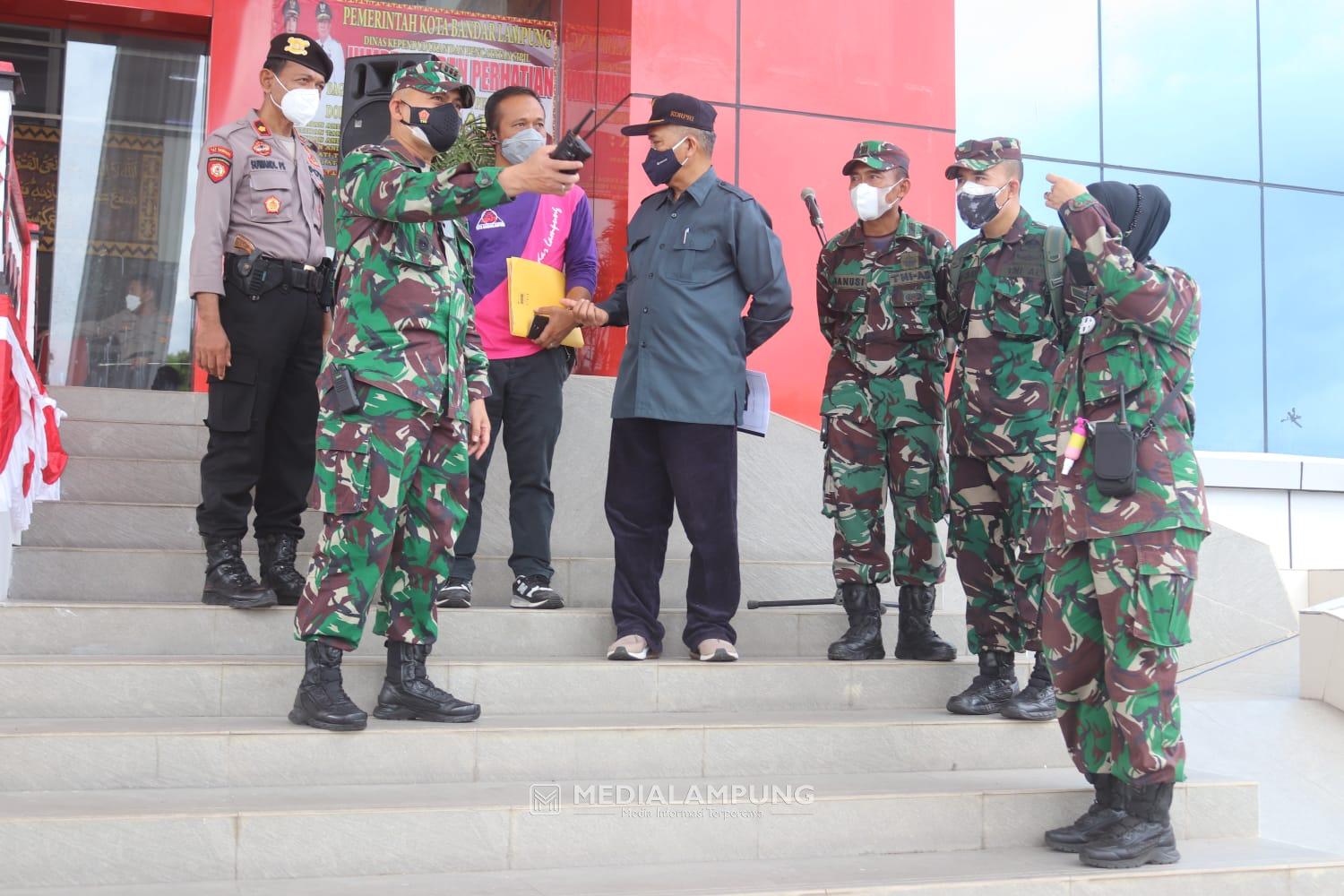 Dandim Saksikan Gladi Upacara Detik-detik Proklamasi dan Pengibaran Bendera Pusaka