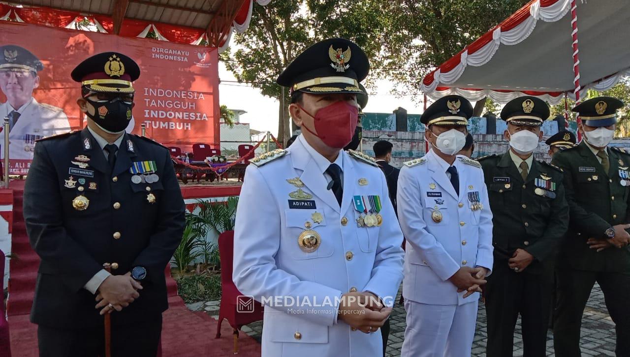 Adipati Surya Pimpin Upacara Peringatan HUT RI ke-76 di Waykanan