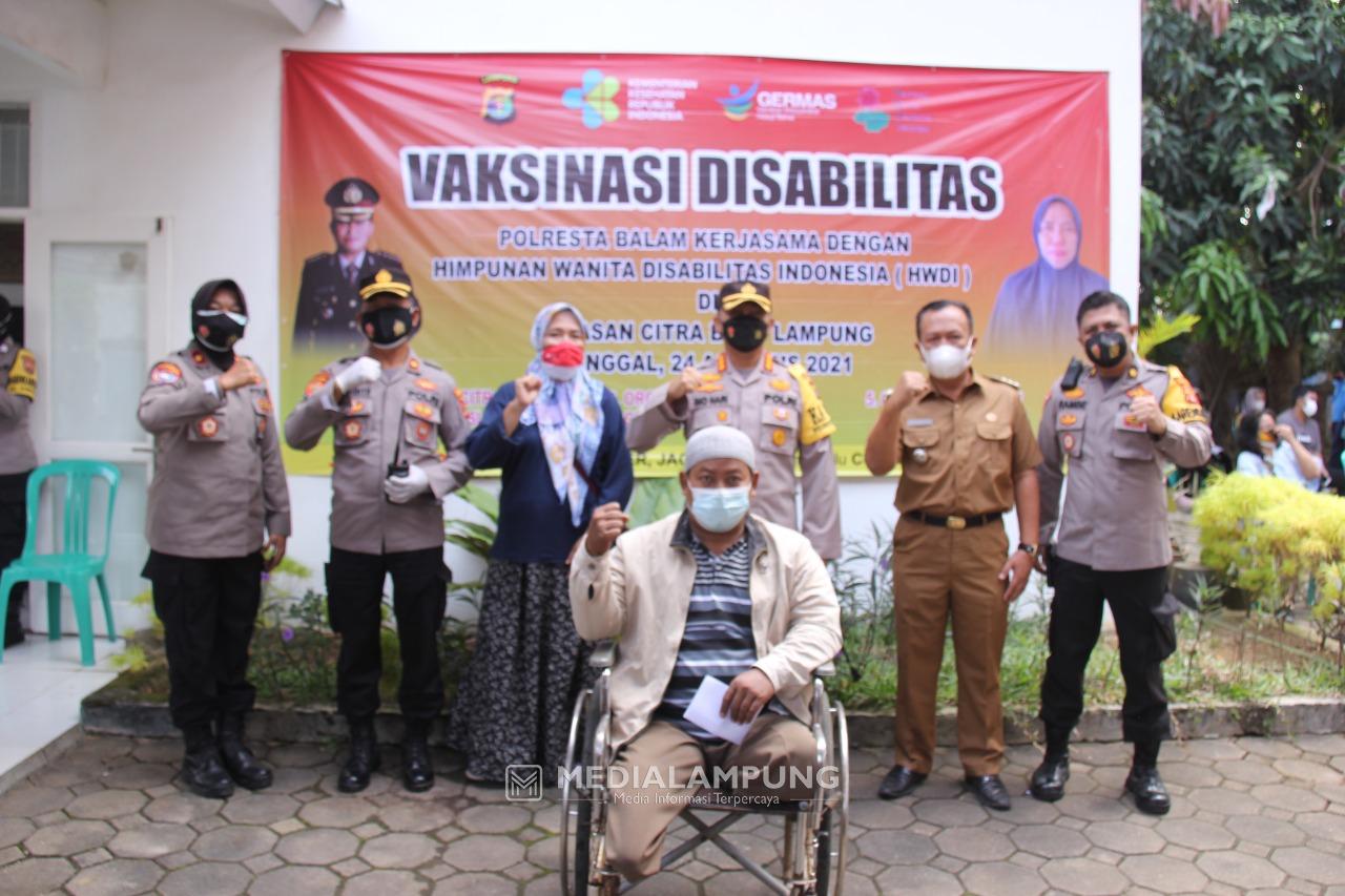 Polresta Bandarlampung Gelar Vaksinasi bagi Penyandang Disabilitas