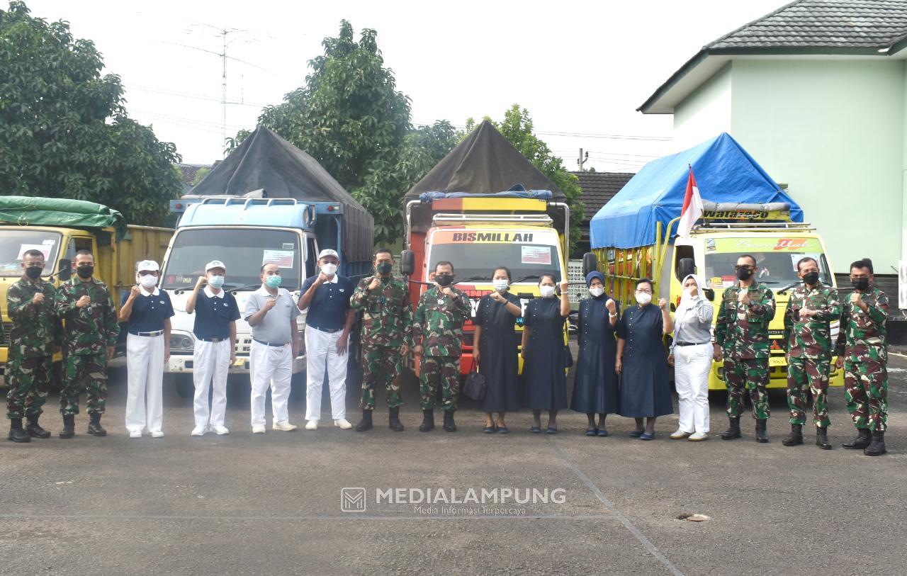 Dandim Hadiri Penyerahan Bantuan Yayasan Buddha Tzu Chi Kepada Korem 043/Gatam