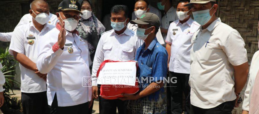 Nanang Ermanto Bedah Rumah Tidak Layak Huni di Natar