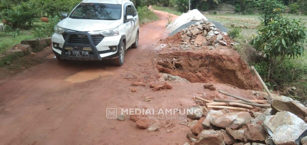 Tanpa Plang Proyek, Pembangunan Gorong-gorong di Negara Jaya Diduga Proyek Siluman