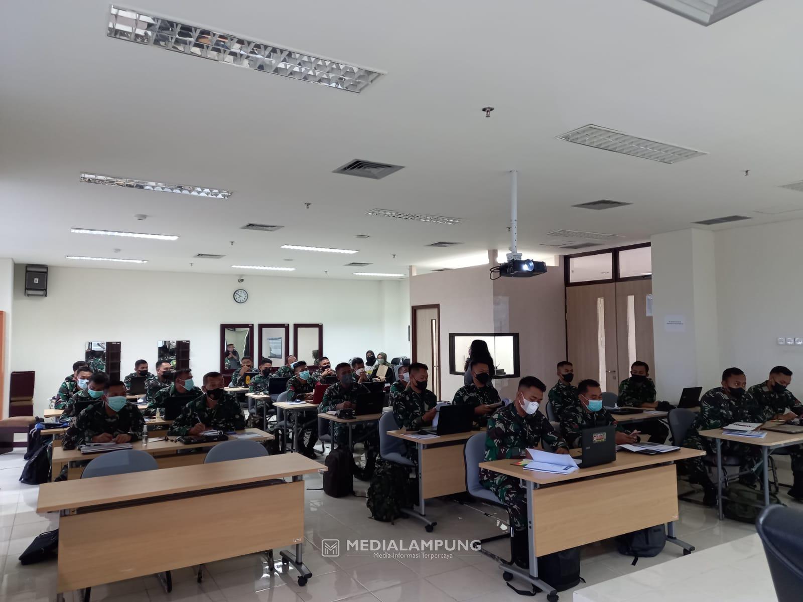 Personel Kodim 0410 Sertu Romi Ikut Pelatihan Kehumasan Vokasi di Jawa Barat