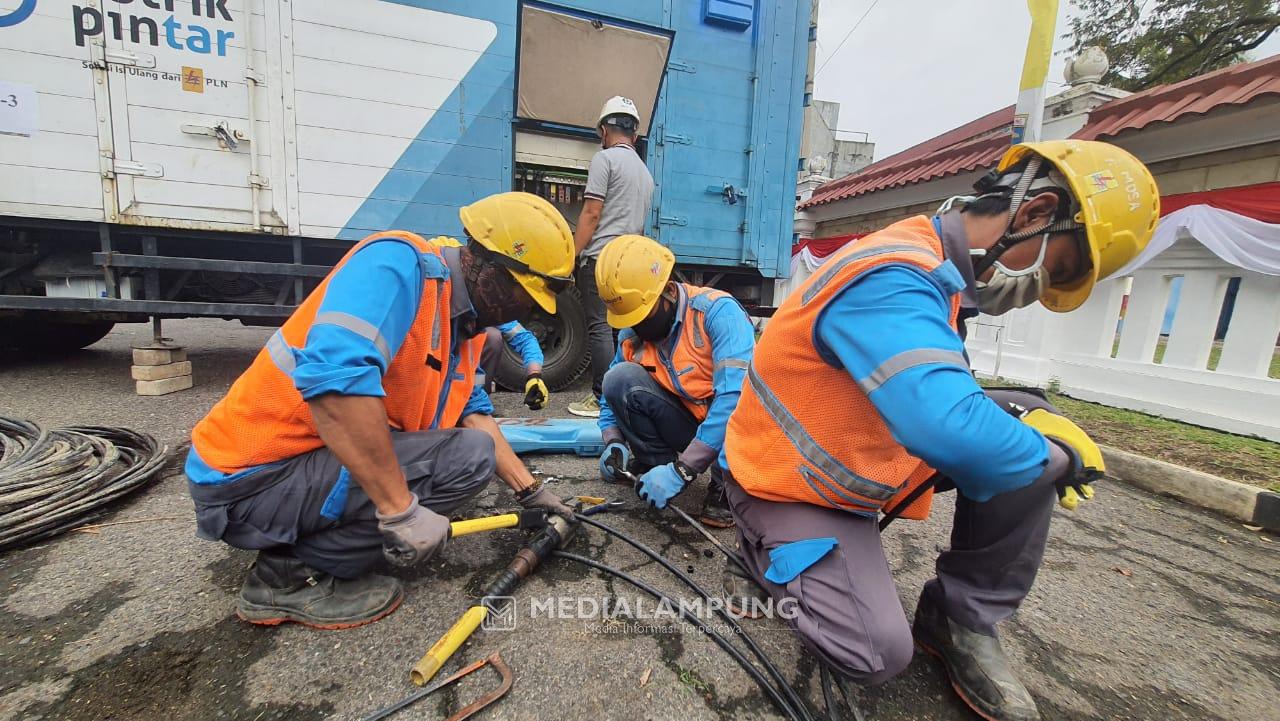 Sukseskan Kunjungan Kerja RI 1 di Lampung, PLN Siagakan Personel Jaga Pasokan Listrik