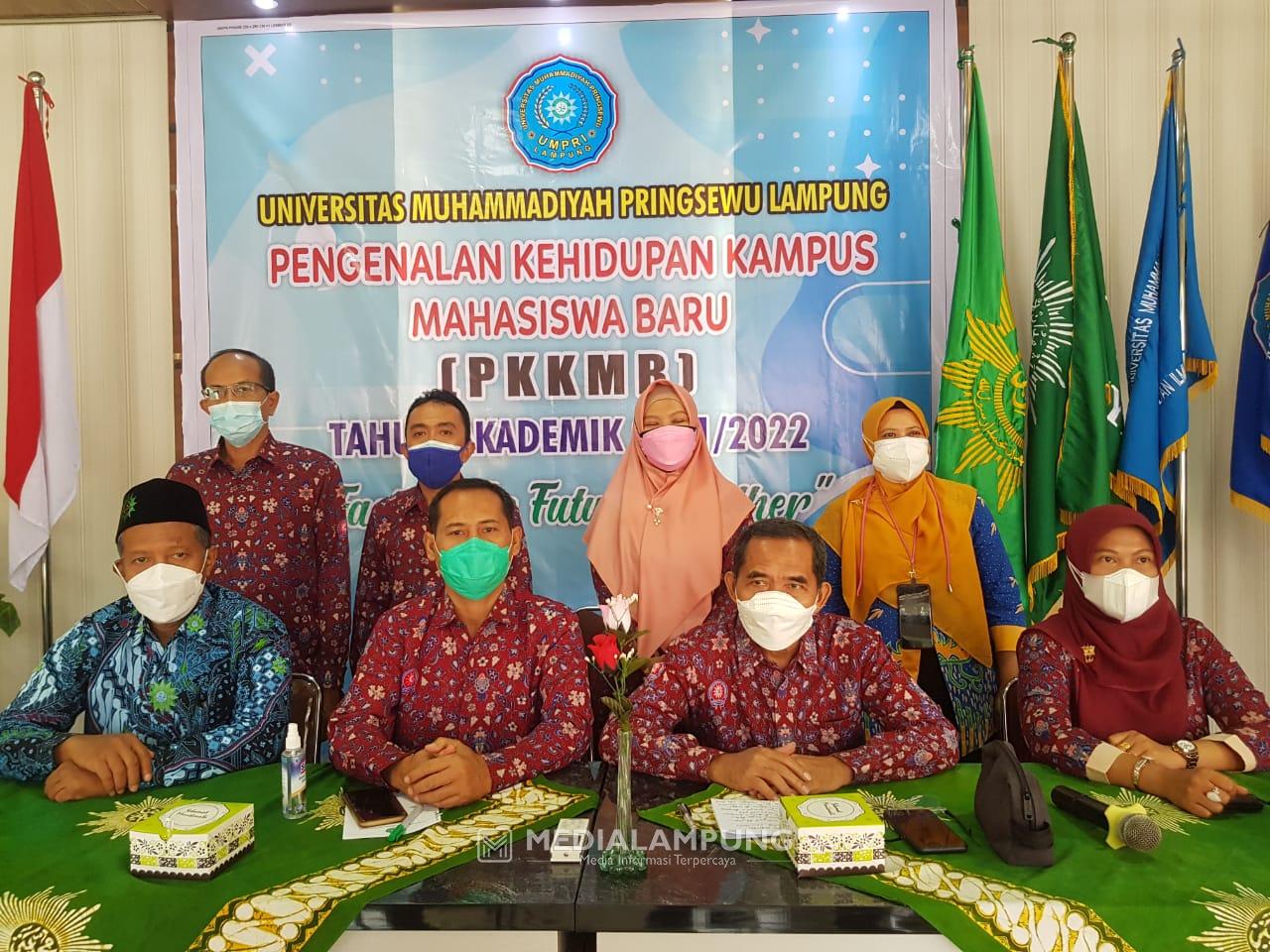 Jembatani Proses Transisi Siswa ke Mahasiswa, UMPRI Gelar PKKMB