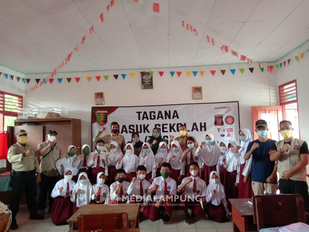 Beri Edukasi Mitigasi Bencana, Tagana Provinsi Lampung Sambangi Lima Sekolah dan Pesantren