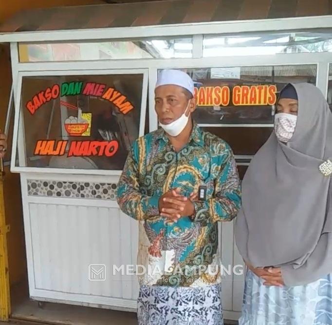 Bakso Haji Narto Sediakan Bakso GRATIS Hingga 600 Porsi Setiap Hari