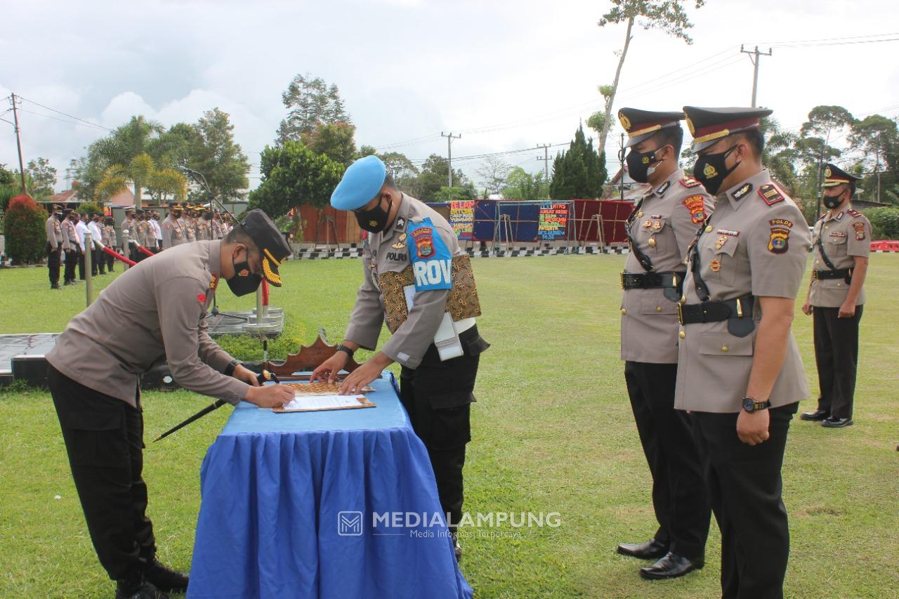 Jabatan Wakapolres Lambar dan Kasat Reskrim Diserahterimakan 