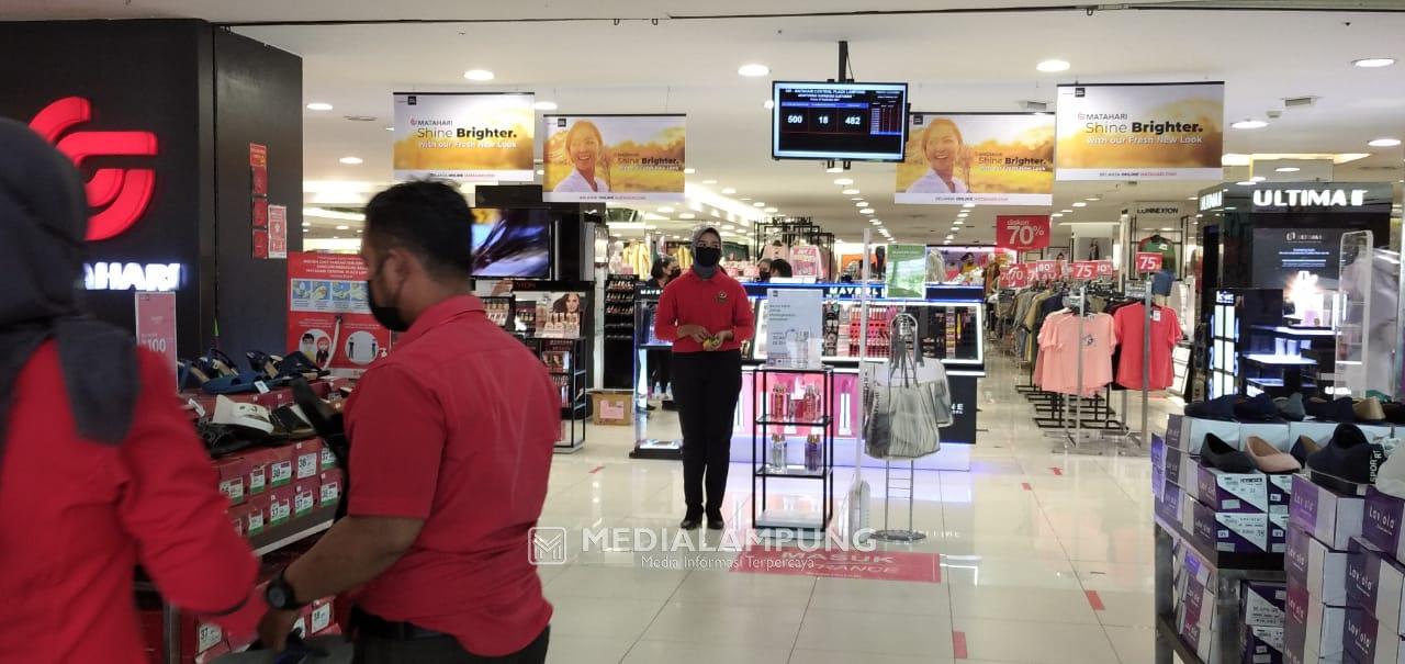 Pasca PPKM Level 4, Central Plaza Masih Sepi Pengunjung