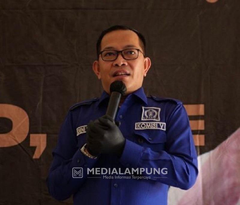 Anggota DPRD Lampung Deni Ribowo Menyapa Konstituennya di Waykanan