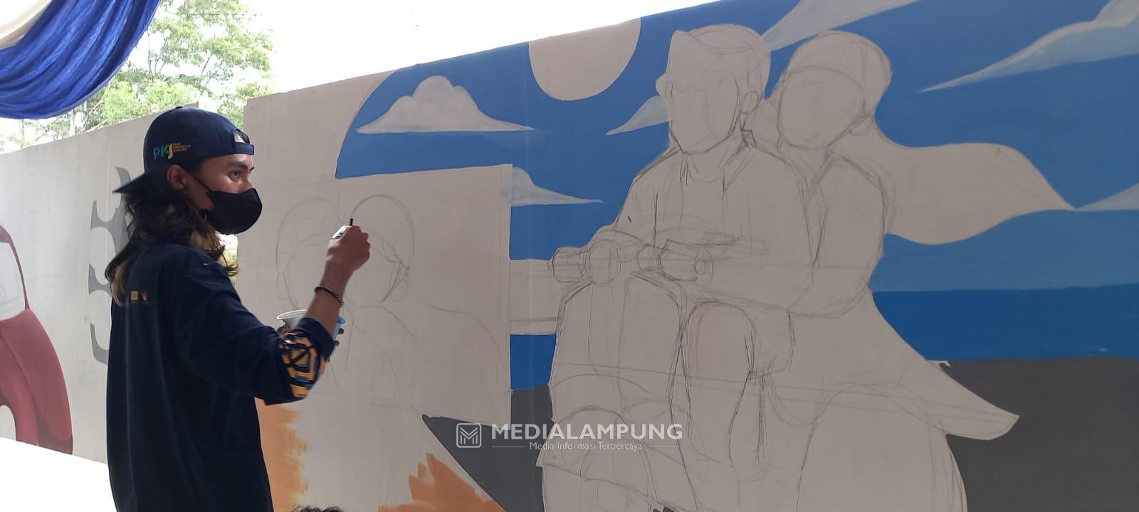 Sosialisasikan Keselamatan Lalulintas, BPTD Gandeng Seniman Mural