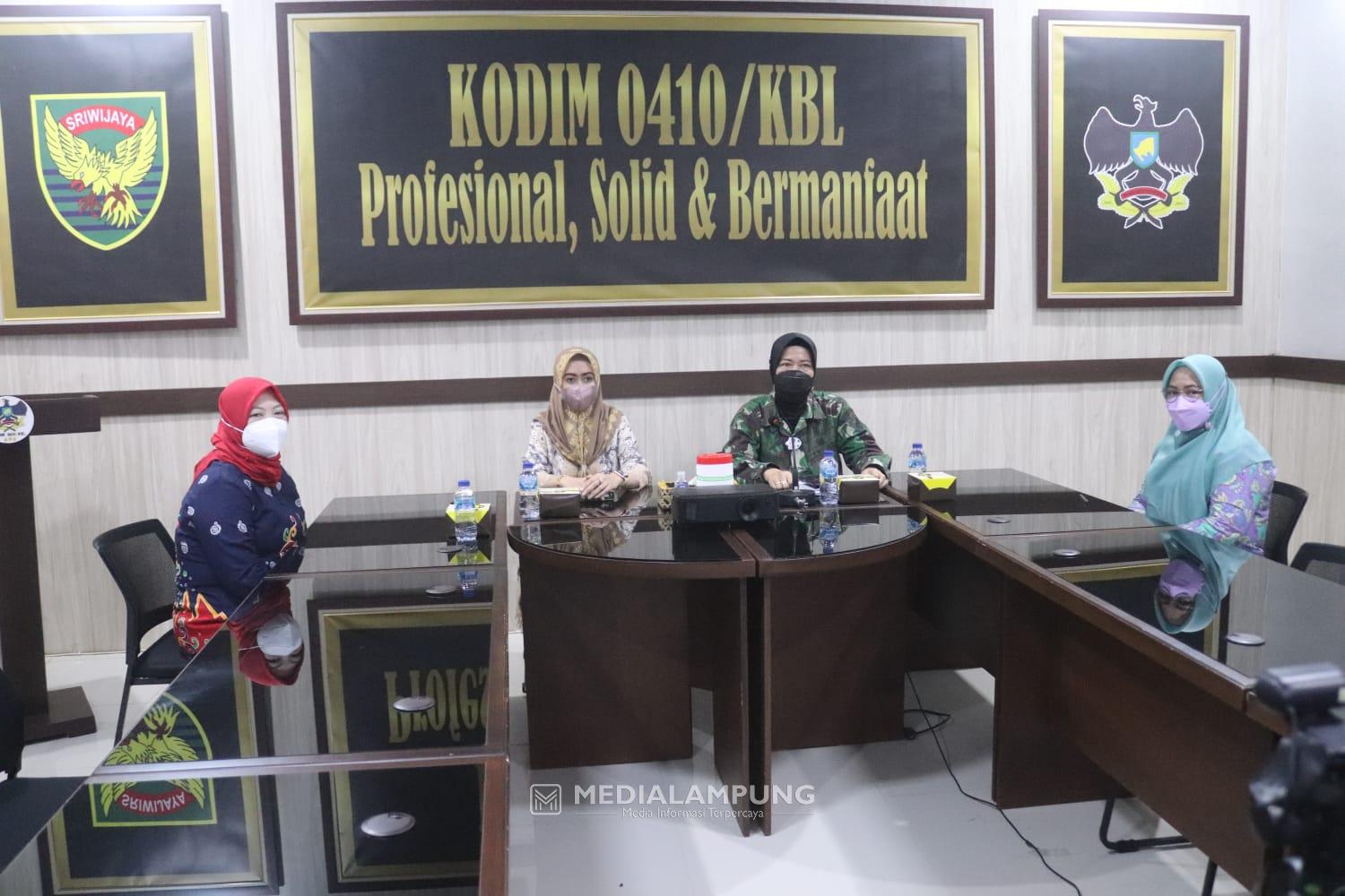 Keluarga Besar TNI AD Kodim 0410 Ikuti Sosialisasi Program Beasiswa TNI AD Secara Virtual