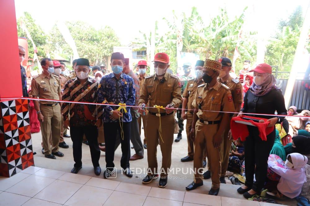 Bupati Lambar Resmikan GSG Pekon Gedungsurian