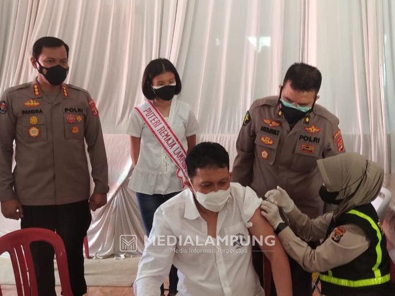 PYM SPBD Pangeran Edward Syah Ajak Masyarakat Lampung Ikut Vaksinasi