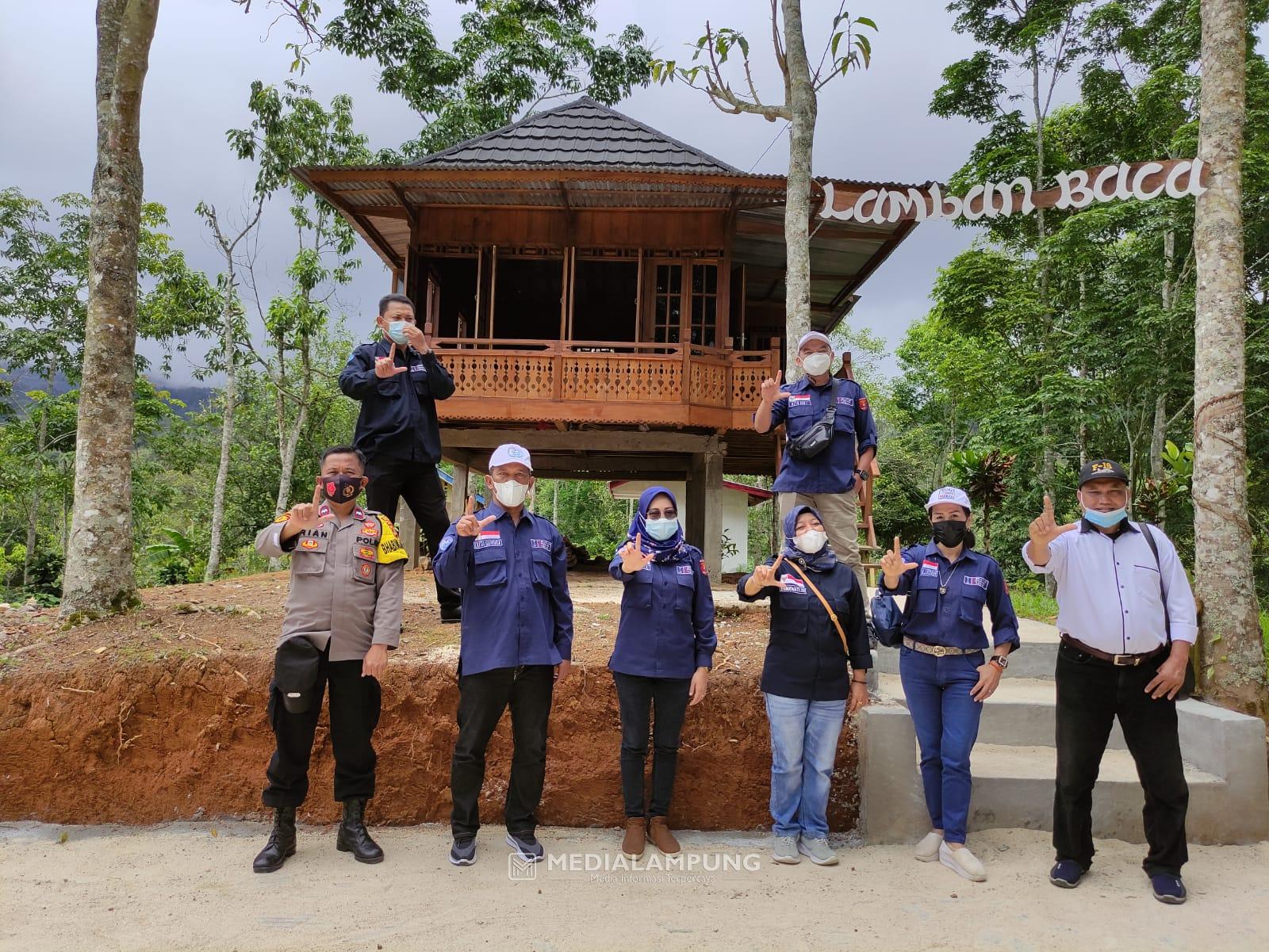 Tim GLD Lambar Hadiri Peresmian Lamban Baca Cekdam Pulau Manggis Pekon Sinarluas 