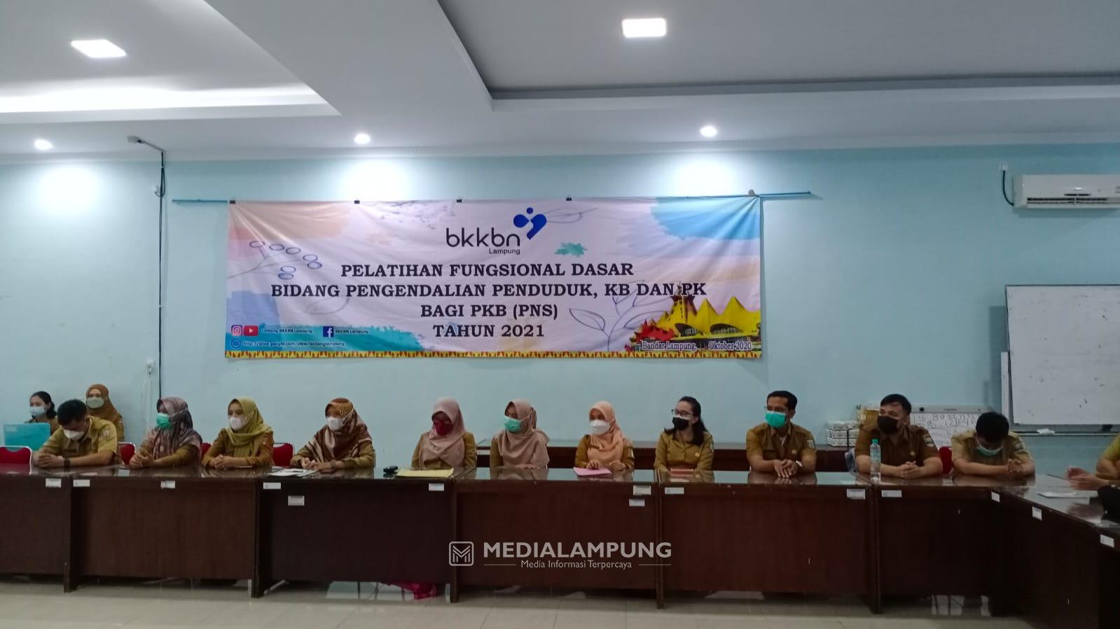 BKKBN Lampung Bina 27 Penyuluh KB