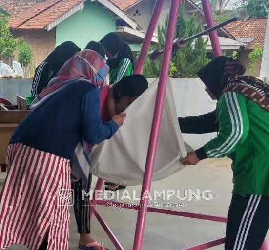 Cek Kesehatan Balita dan Bumil, Kampung Bandar Kasih Rutin Gelar Posyandu