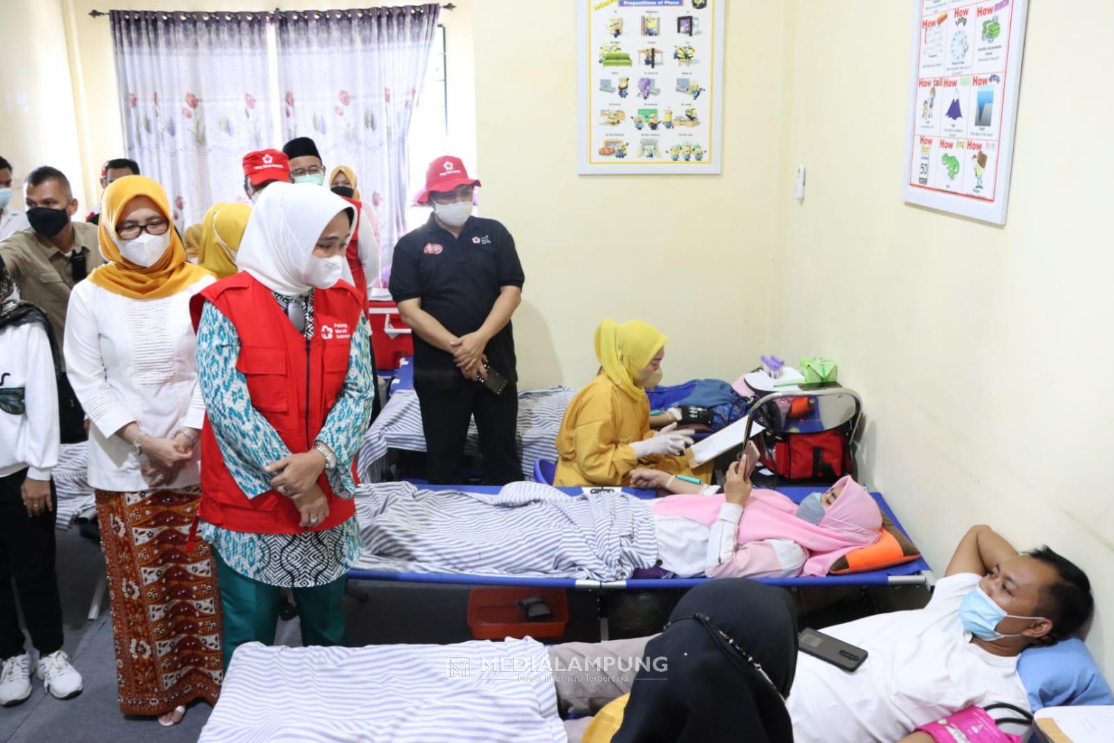 PMI Pesbar Gelar Kegiatan Donor Darah