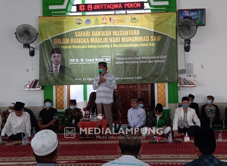 TGB-Bupati Pesbar Hadiri Peringatan Maulid Nabi Muhammad SAW di Masjid Babuttaqwa 