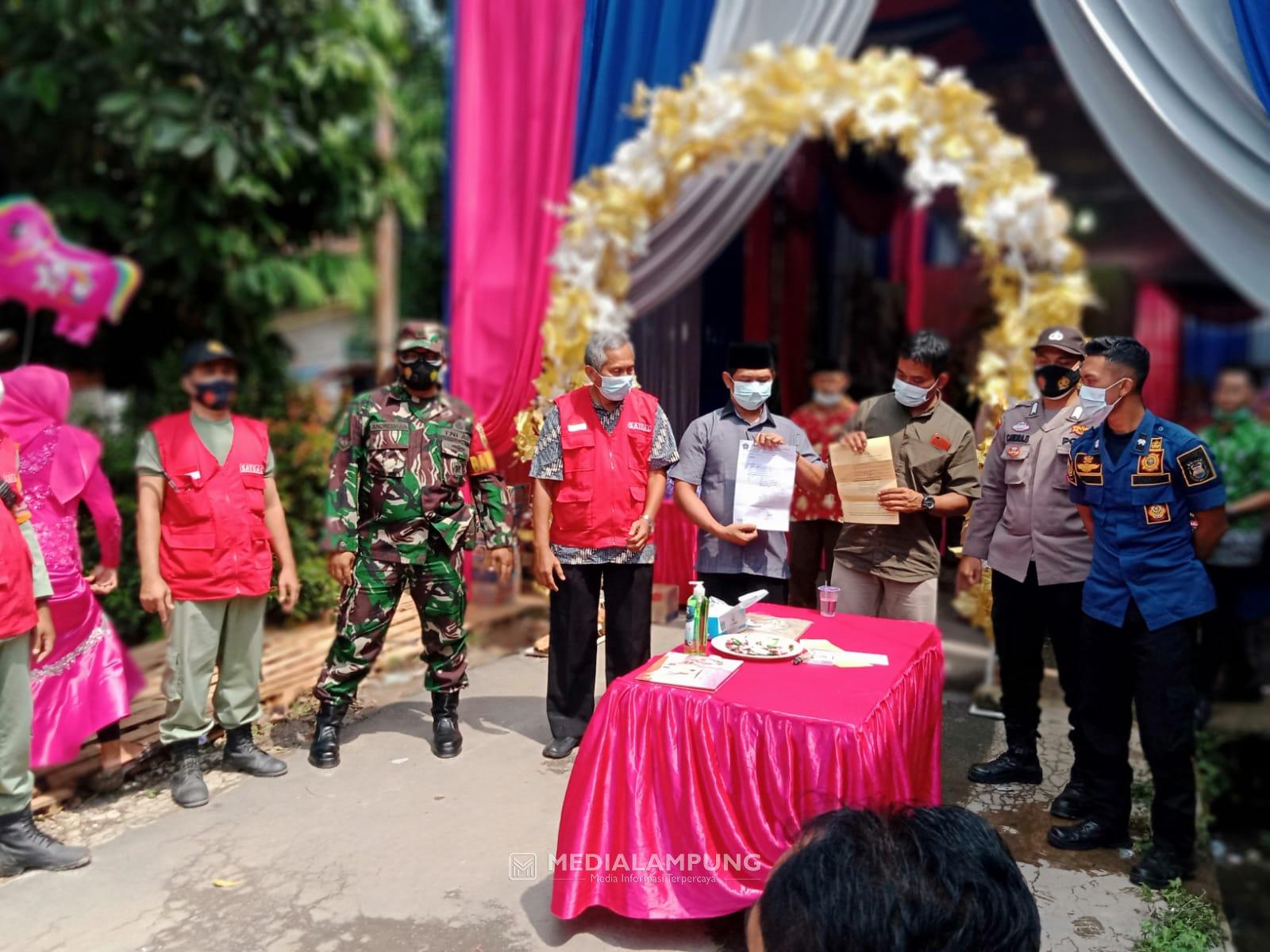 Babinsa-Satgas Covid Campangraya Imbau Warga Patuhi Aturan saat Gelar Hajatan