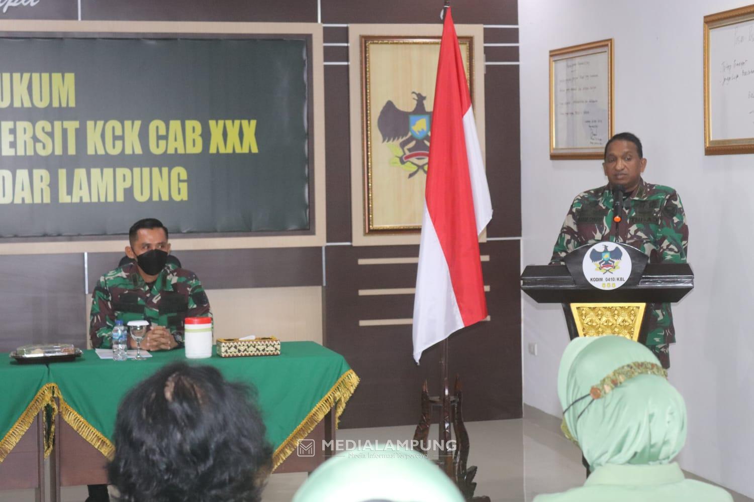 Tingkatkan Kedisiplinan dan Taat Hukum Anggota Kodim KBL dan Persit Terima Penyuluhan Hukum