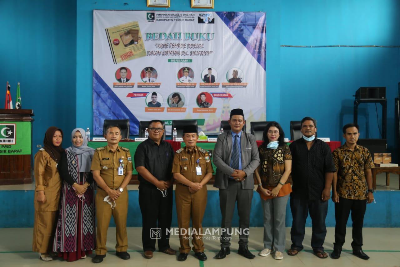 Zulqoini Syarif Hadiri Bedah Buku Kroe Tempo Doeloe