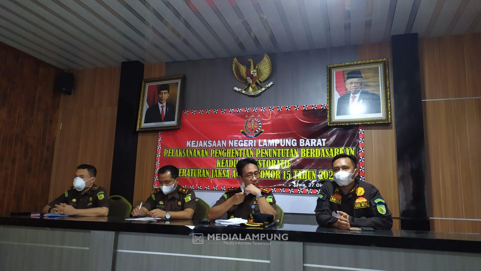 Kejari Lambar Tutup Perkara Penganiayaan di Lahan Sawit dengan Restorative Justice