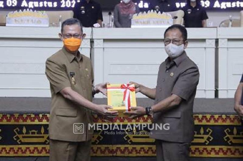 Sekda Prov Hadiri Rapat Paripurna DPRD Lampung