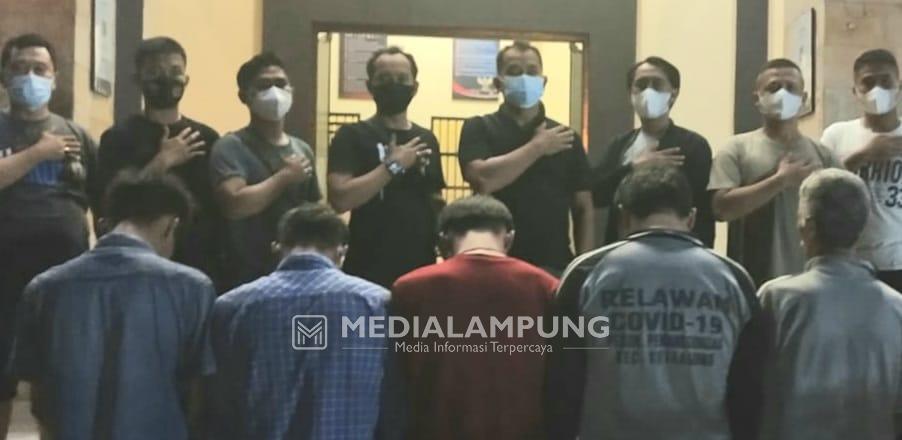 Polisi Amankan Delapan Terduga Pelaku Judi Togel 