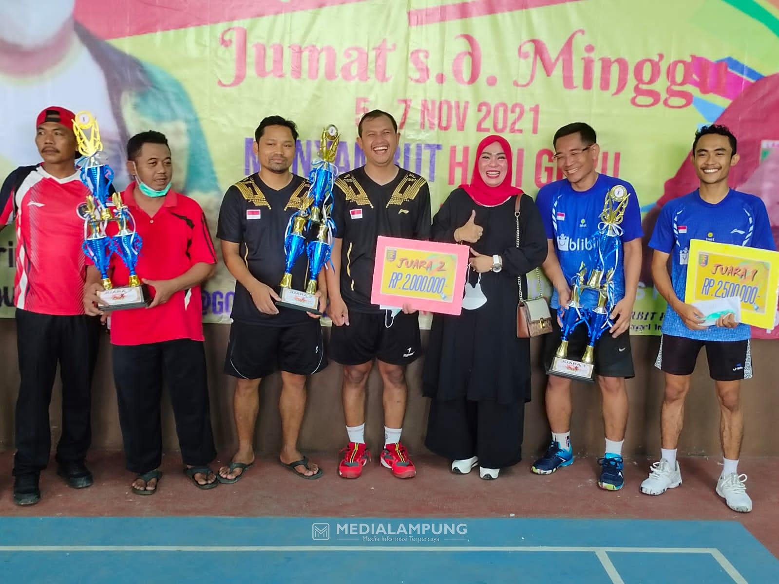 SMKN 1 Waytenong Runner Up Turnamen Badminton Ki Hadjar Disdikbud Lampung 