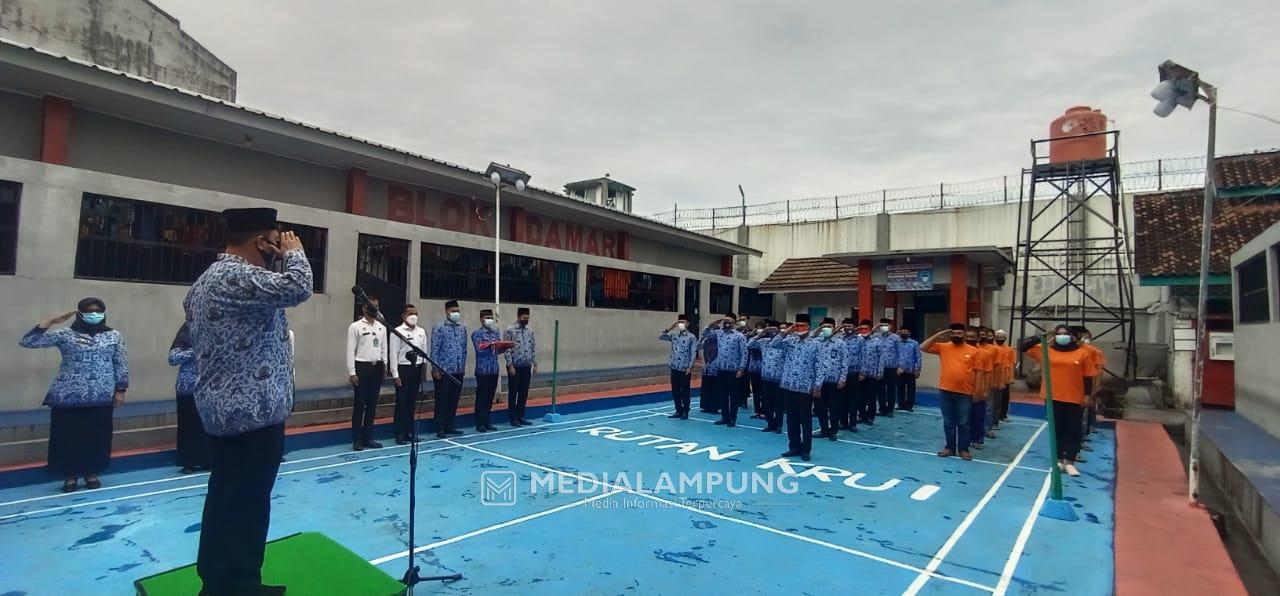 WBP Rutan Krui Ikuti Upacara Hari Pahlawan