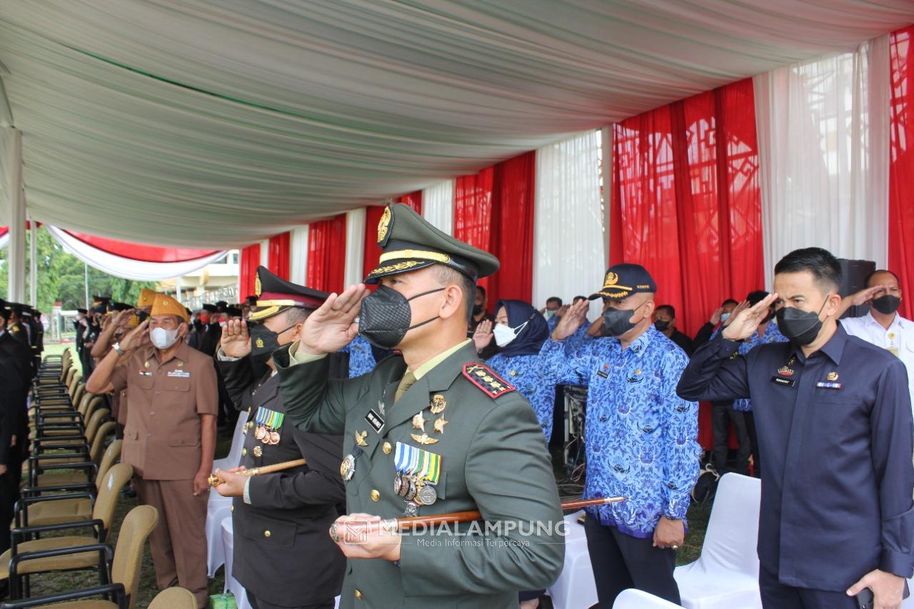 Kolonel Inf Romas Herlandes Ikut Upacara Peringatan Hari Pahlawan