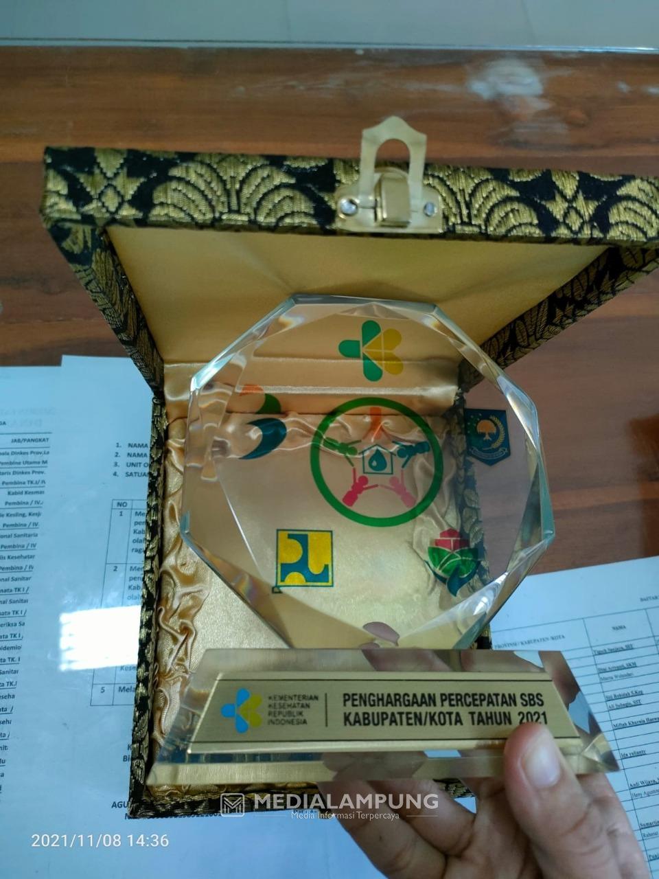 Lampung Barat Terima Empat Anugerah STBM Award