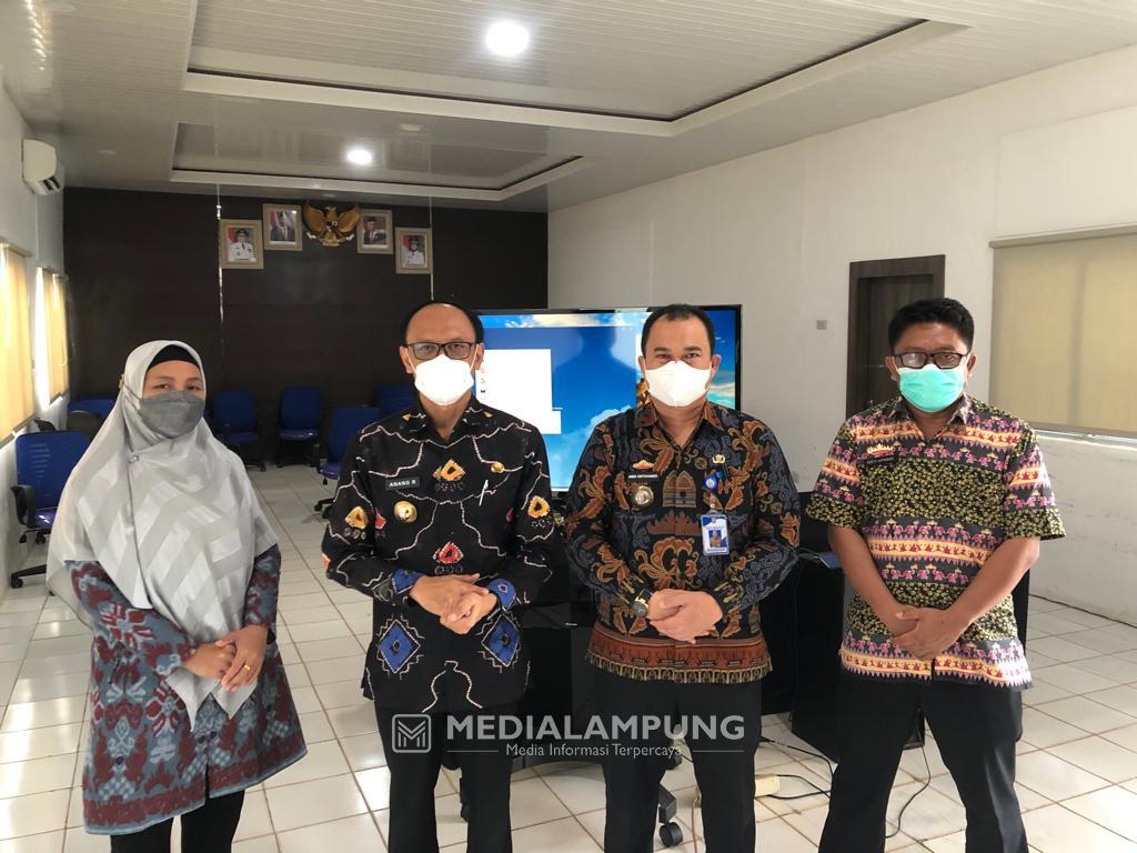Peringatan HKN, Puskesmas Negeri Besar Raih Penghargaan Peningkatan IKS dari Kemenkes