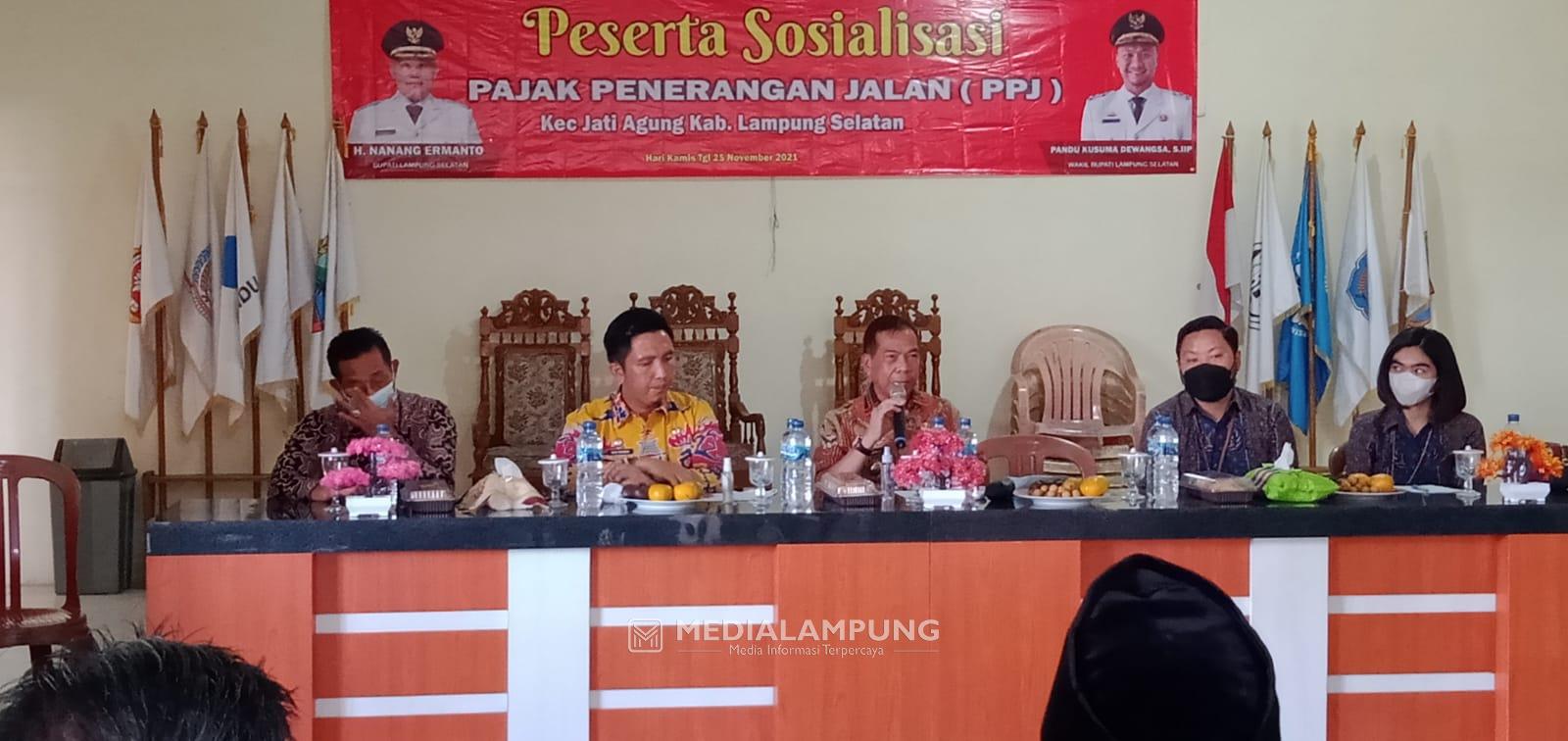 Bersama PLN, Pemkab Lamsel Gelar Sosialisasi PPJ di Jatiagung 