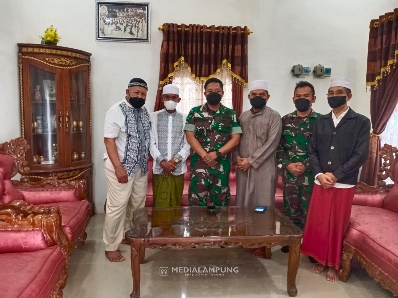 Danramil Panjang Anjangsana kepada Ulama di Kelurahan Waylaga