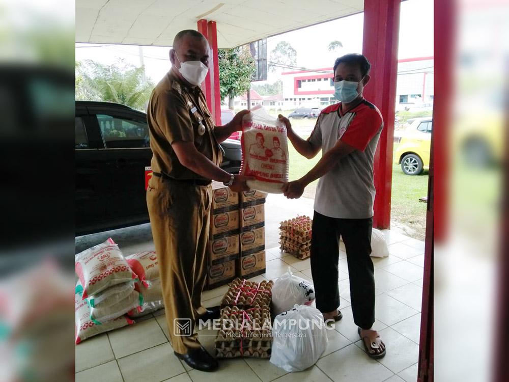 Para Keluarga Sohibul Musibah Kematian Terima Bantuan Paket Sembako