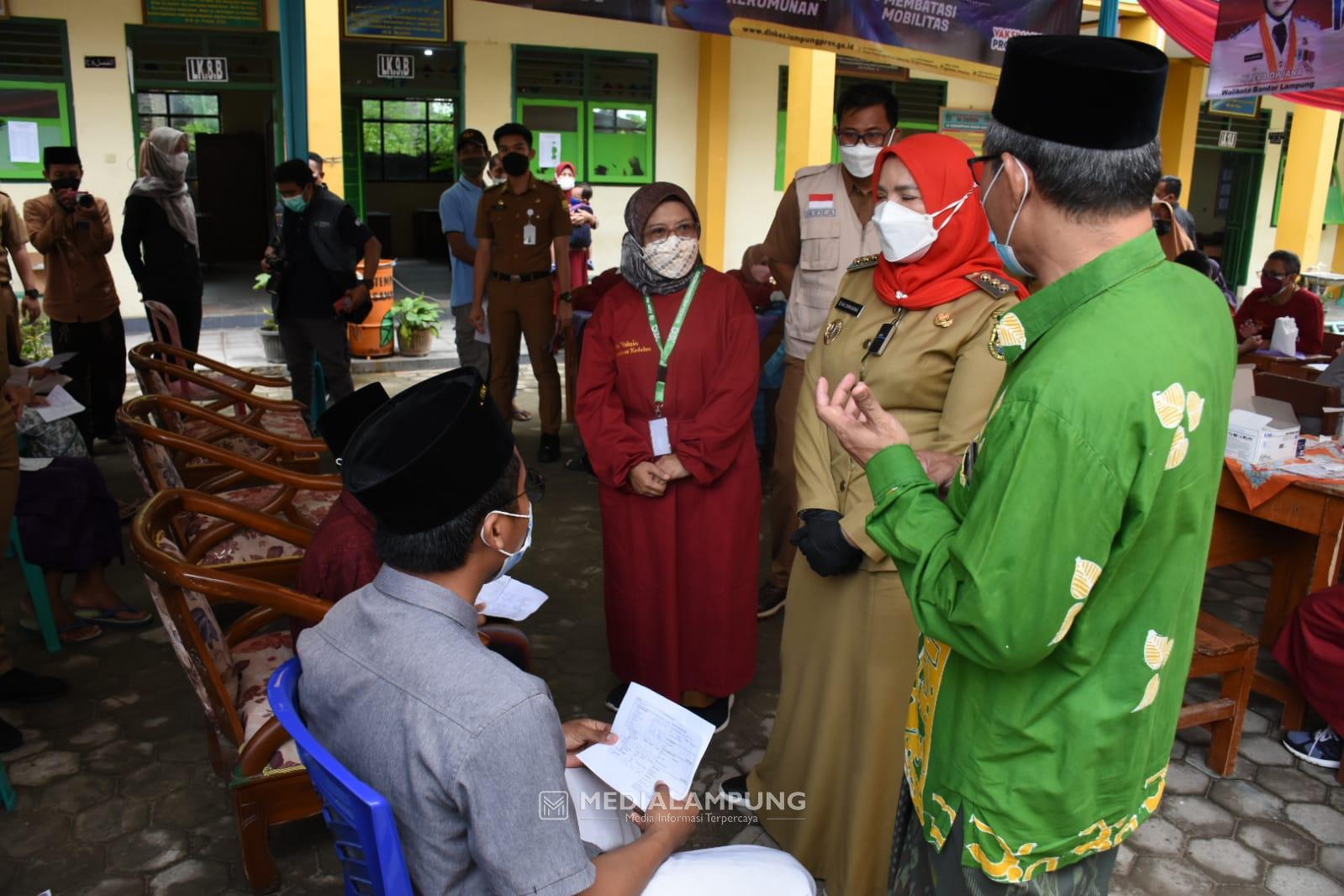 Pemkot Bandarlampung Bakal Bangun Sentra Vaksinasi di 6 Titik Lampu Merah