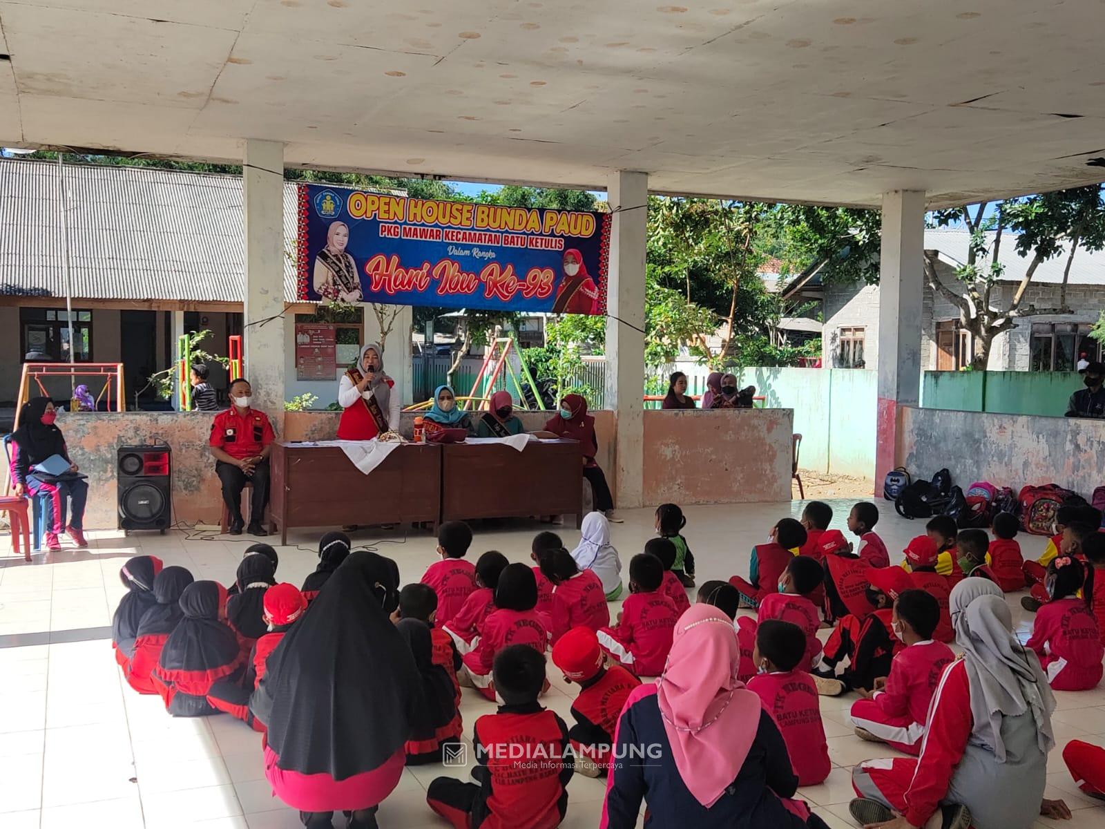 Puluhan Anak PAUD di Batubrak-Batuketulis Meriahkan Peringatan Hari Ibu 