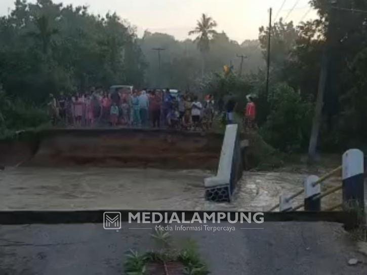 Way Seputih Meluap, Jalur Penghubung Gunungsugih-Kotagajah Putus