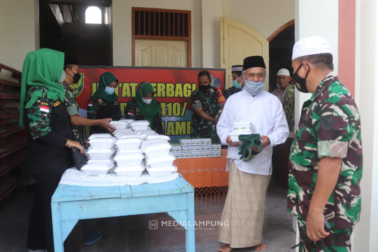 Kodim 0410 Gelar Jumat Peduli di Masjid Jamiatul Mukminin Kemiling Raya
