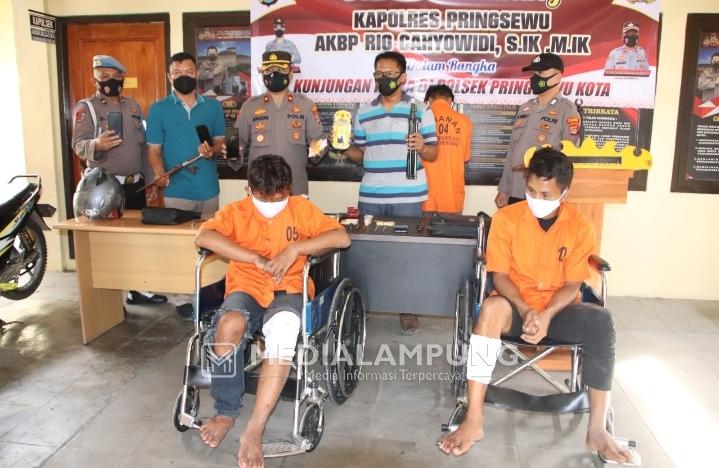 Tiga Pembobol Konter HP Ditangkap, Dua Diantaranya Dihadiahi Timah Panas