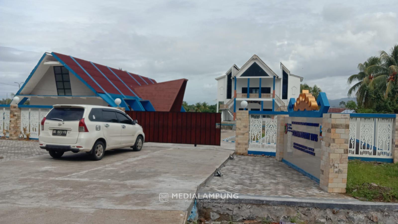 Gedung Sentra Industri Sulam Tapis Krui Akan Dikelola Dekranasda