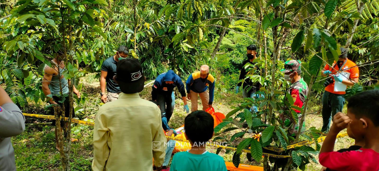 Tak Pulang Semalam, Warga Seranggas Ditemukan Tewas Gantung Diri