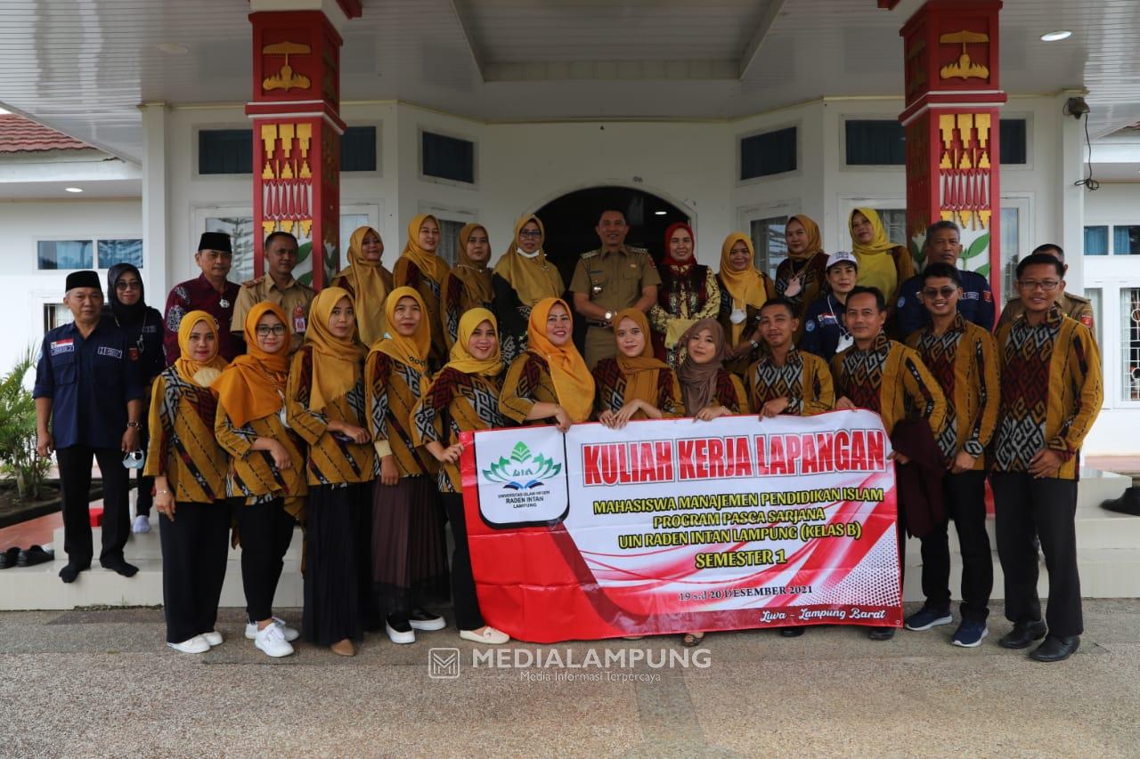 Mahasiswa UIN Lampung Jadikan Lambar Objek Penelitian Literasi